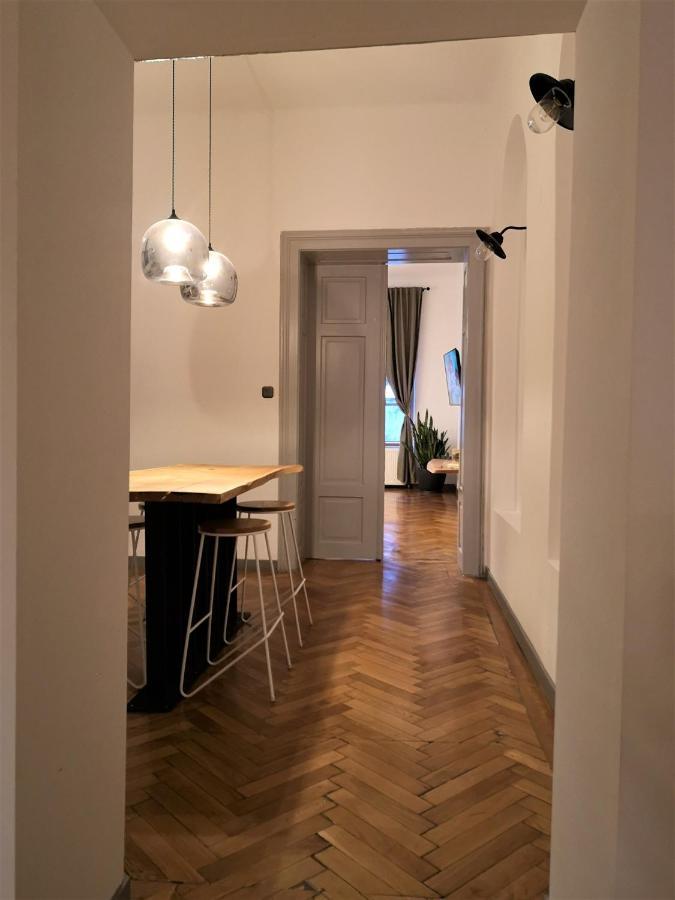 Cuba Apartment Brasov Luaran gambar
