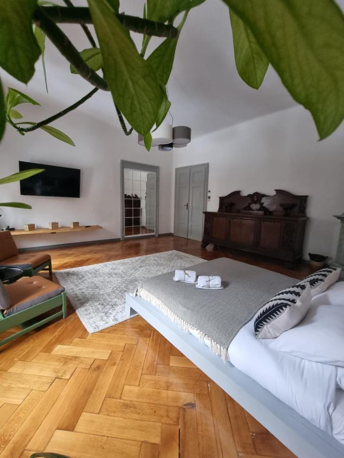 Cuba Apartment Brasov Luaran gambar
